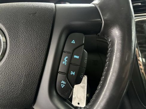 Used 2014 Buick Enclave Leather AWD/4WD image 45