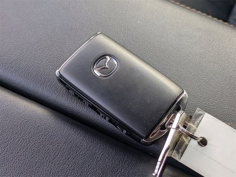 Used 2024 MAZDA CX-90 3.3 Turbo w/ Preferred Plus image 30