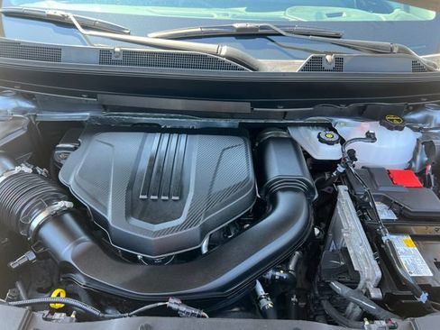 Used 2026 Chevrolet Traverse RS AWD/4WD image 40