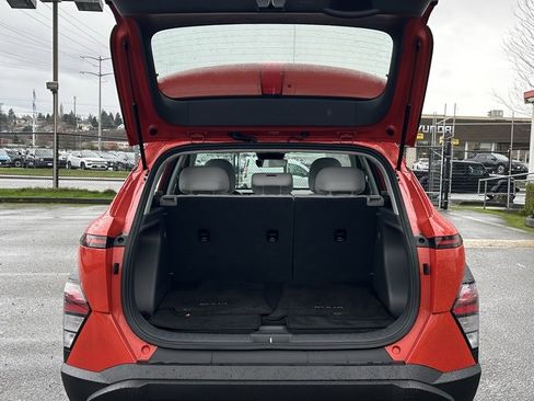 Used 2024 Hyundai Kona SE image 24