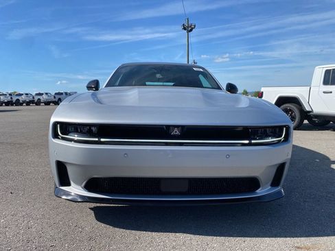 New 2024 Dodge Charger R/T w/ Plus Group image 8