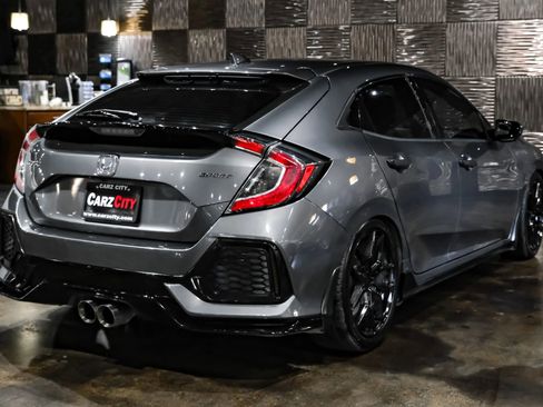 Used 2018 Honda Civic Sport image 7