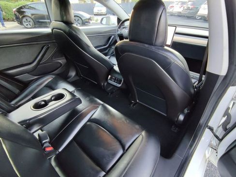 Used 2020 Tesla Model 3 Long Range image 21