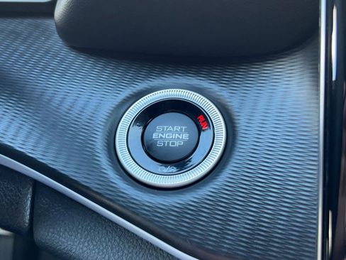 Used 2023 Jeep Grand Cherokee Altitude image 25