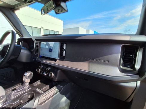 Used 2025 Ford Bronco Big Bend AWD/4WD image 14