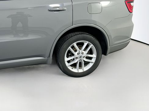 Used 2022 Dodge Durango GT image 31