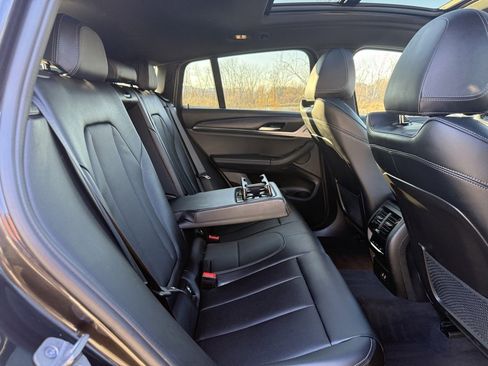 Used 2023 BMW X4 xDrive30i w/ Convenience Package image 25