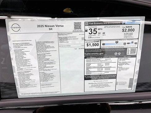 New 2025 Nissan Versa SR w/ Trunk Package image 36
