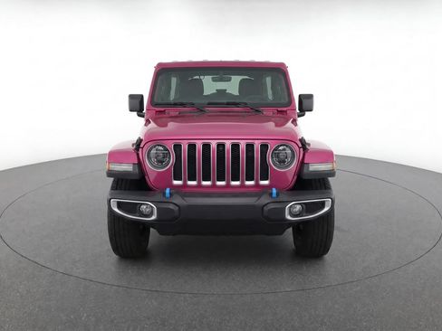 Used 2024 Jeep Wrangler Unlimited Sahara w/ Technology Group AWD/4WD image 6