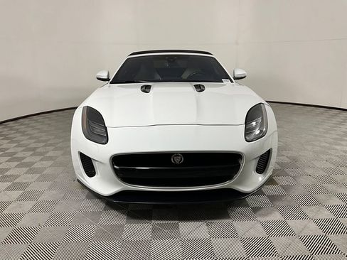 Used 2020 Jaguar F-TYPE Convertible RWD image 2