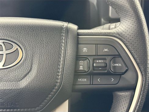 Certified 2026 Toyota 4Runner TRD Off-Road Premium image 20