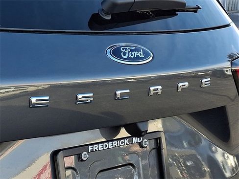 New 2026 Ford Escape SE image 19