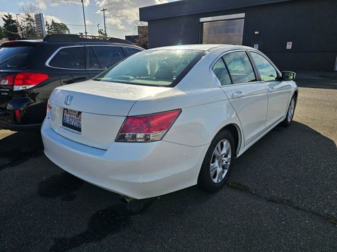 Used 2009 Honda Accord LX-P image 7