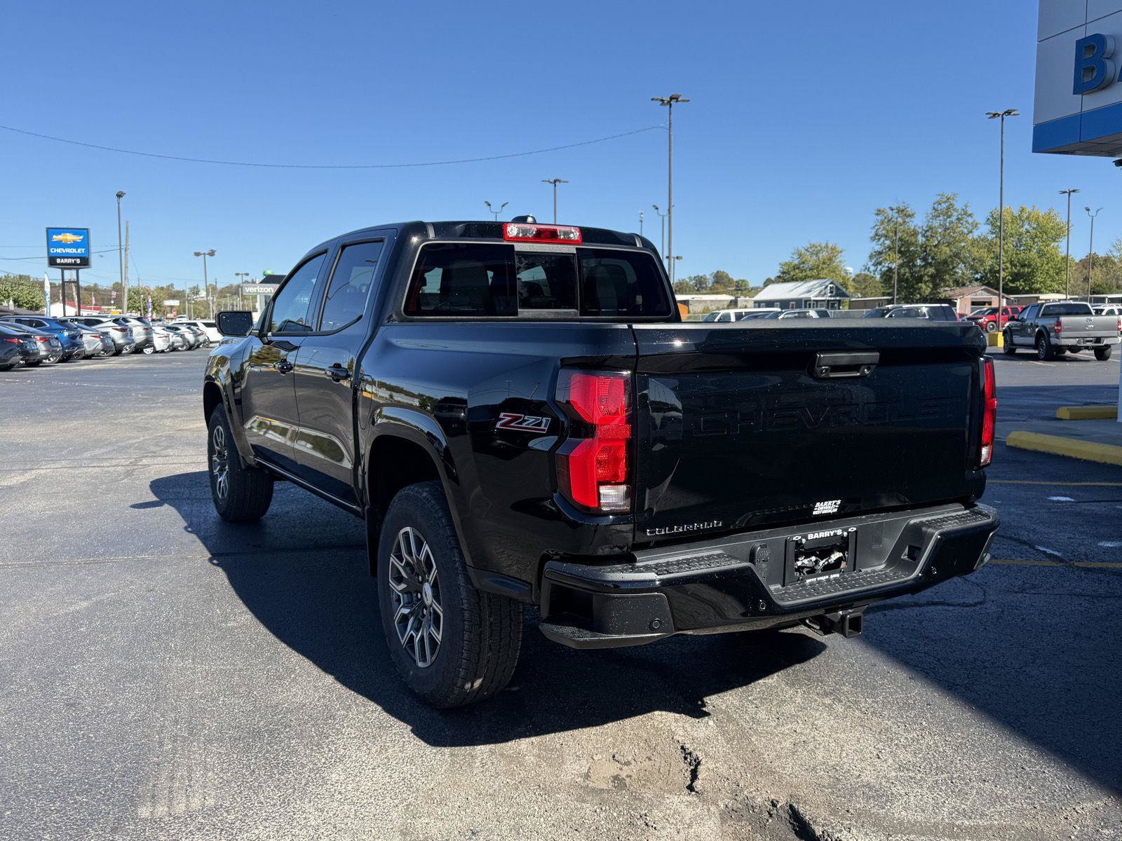 New 2026 Chevrolet Colorado Z71 w/ Technology Package AWD/4WD image 3