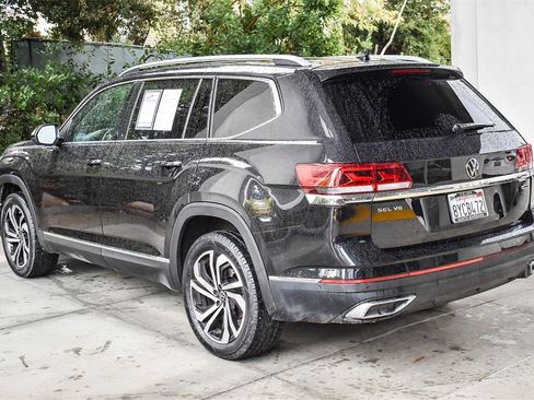 Used 2021 Volkswagen Atlas SEL Premium image 4