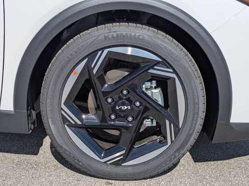 New 2025 Kia K4 EX image 11