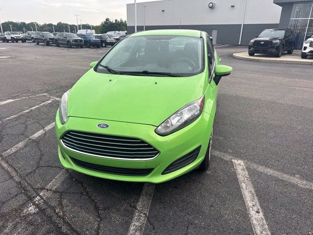 Used 2014 Ford Fiesta SE FWD image 3