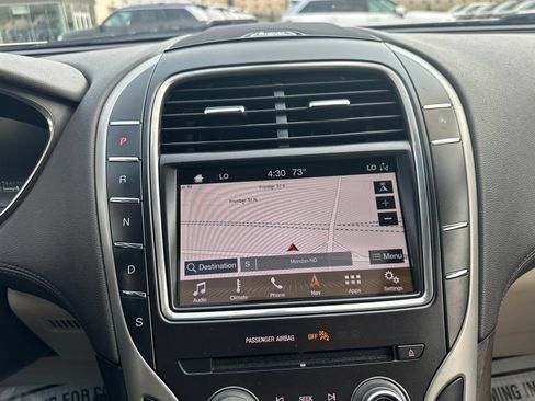 Used 2019 Lincoln Nautilus Reserve w/ Class II Trailer Tow Package AWD/4WD image 62