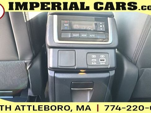 New 2026 Subaru Ascent Premium image 15