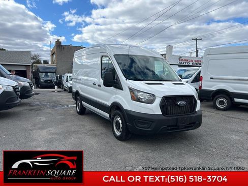 Used 2022 Ford Transit 250 Medium Roof image 3