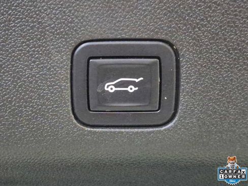 Used 2021 Chevrolet Tahoe LT AWD/4WD image 30
