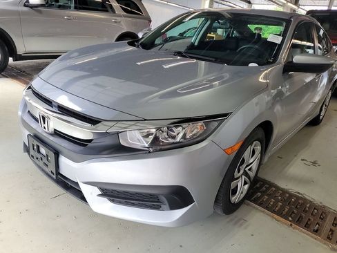 Used 2018 Honda Civic LX image 5
