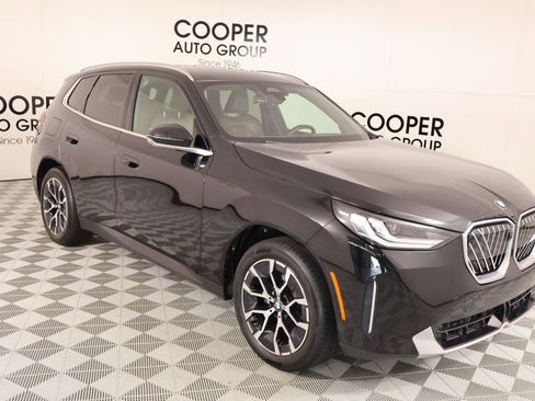 Used 2025 BMW X3 xDrive30i AWD/4WD image 1