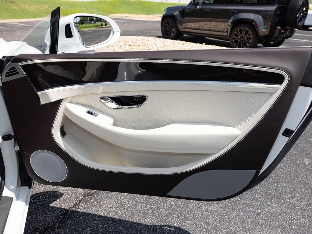 Used 2022 Bentley Continental GT AWD/4WD image 61