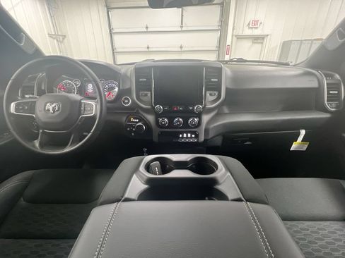 New 2026 RAM 1500 Express AWD/4WD image 10