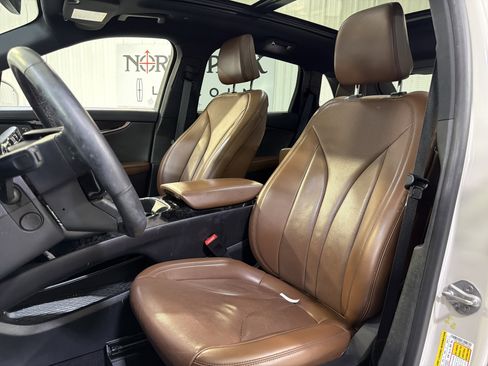 Used 2022 Lincoln Nautilus Reserve w/ Luxury Package FWD image 9