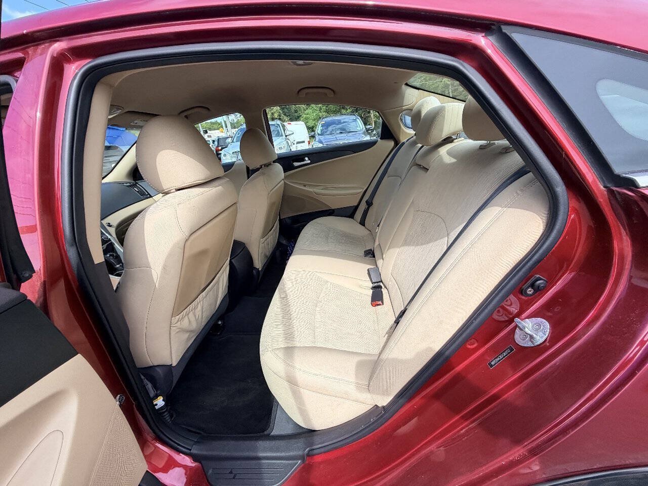 Used 2012 Hyundai Sonata GLS FWD image 40