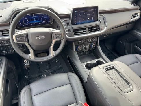 Certified 2024 Chevrolet Suburban Z71 w/ Z71 Off-Road Package image 9