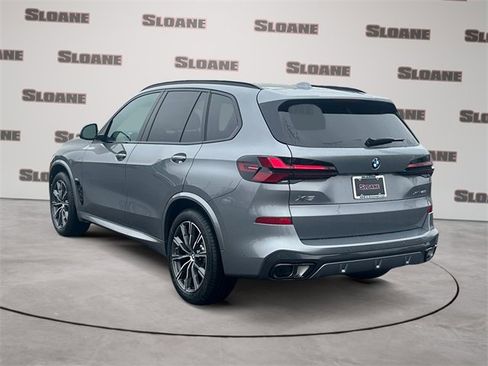 New 2026 BMW X5 xDrive40i w/ M Sport Package image 3