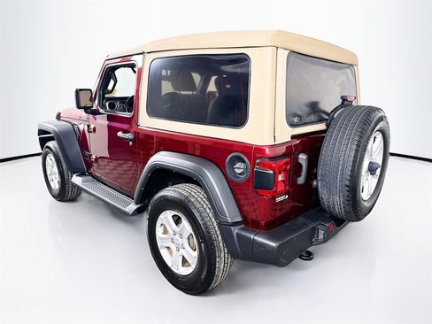 Used 2021 Jeep Wrangler Sport S image 5