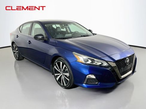 Used 2019 Nissan Altima 2.5 SR w/ SR Premium Package FWD image 4