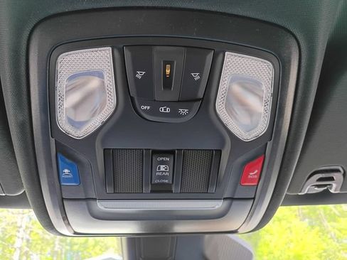 New 2026 RAM 1500 4x4 Crew Cab image 19