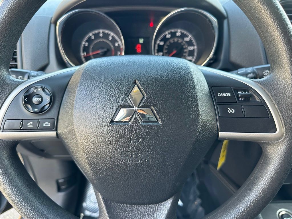 Used 2024 Mitsubishi Outlander Sport ES AWD/4WD image 22