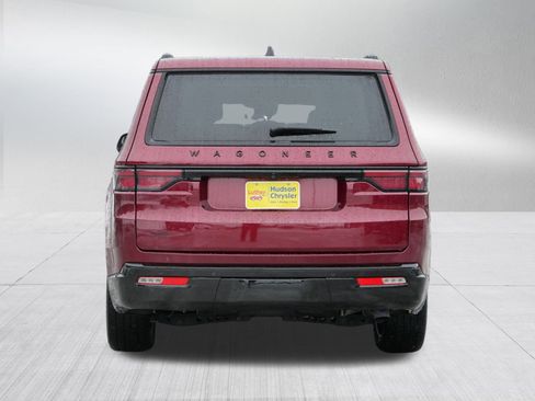 Certified 2024 Jeep Wagoneer Series II w/ Convenience Group I image 6