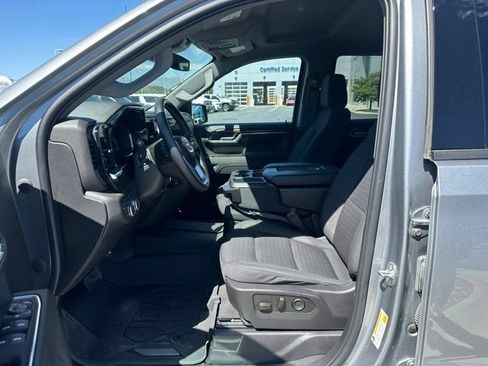 Used 2024 GMC Sierra 1500 Elevation w/ LPO, Elevation Black Package AWD/4WD image 2