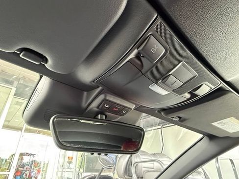Used 2018 Mercedes-Benz C 300 Cabriolet image 32