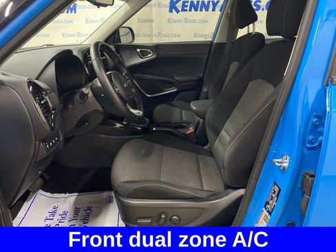 Used 2025 Kia Soul EX FWD image 8