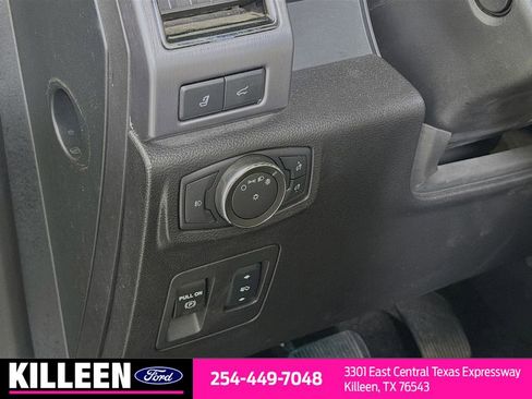 Used 2018 Ford Expedition Platinum RWD image 10