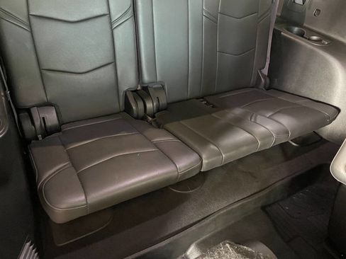 Used 2017 Cadillac Escalade ESV Premium Luxury w/ LPO, Radiant Package image 31