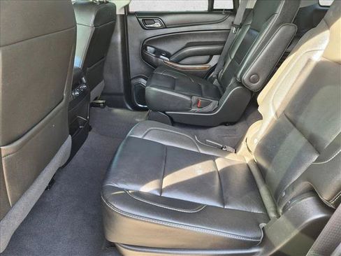 Used 2019 Chevrolet Tahoe LT w/ Luxury Package AWD/4WD image 17
