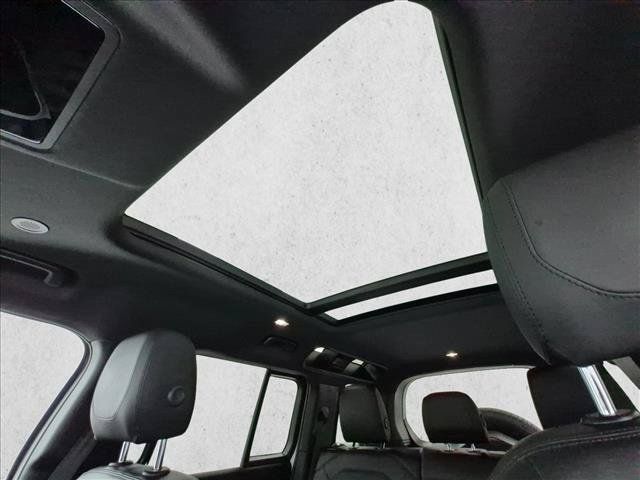 Used 2024 Land Rover Defender 110 S AWD/4WD image 21
