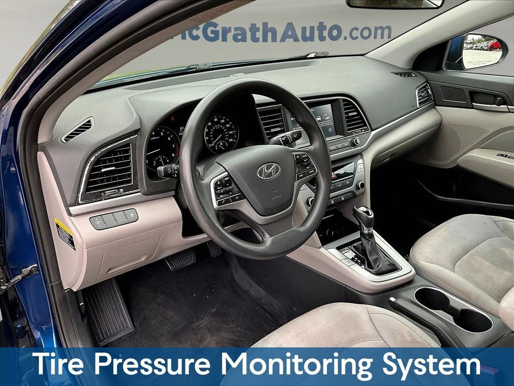 Used 2013 Hyundai Elantra Limited w/ Technology Pkg FWD image 18