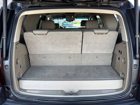 Used 2017 Chevrolet Tahoe LT w/ Luxury Package AWD/4WD image 35