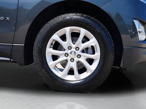Used 2020 Chevrolet Equinox LT AWD/4WD image 9