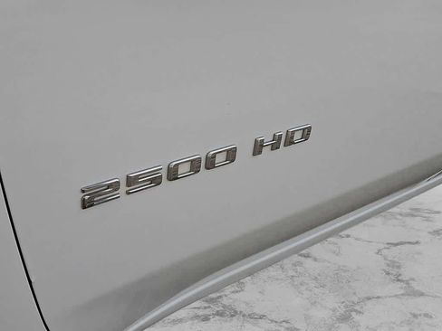 Used 2022 Chevrolet Silverado 2500 LT w/ Fleet Comfort Package AWD/4WD image 11