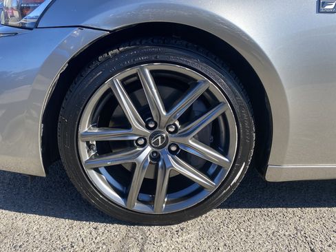Used 2018 Lexus IS 300 image 8